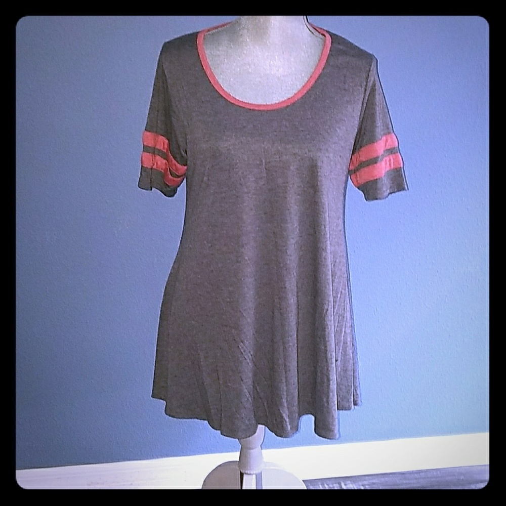 LulaRoe Shirt